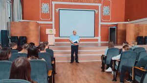 Нижневартовским школьникам рассказали об условиях поступления в в ведомственные ВУЗы МВД России